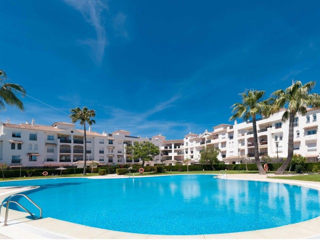 Apartment, San Pedro de Alcántara, R5018065