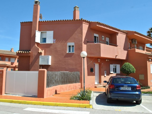 4 Bedrooms Townhouse in Manilva