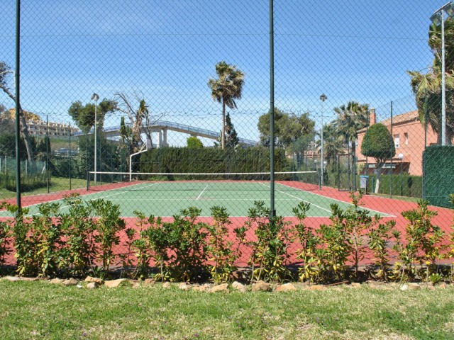 4 Bedrooms Townhouse in Manilva