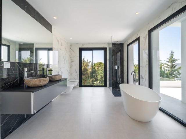 5 Slaapkamer Villa in Nagüeles