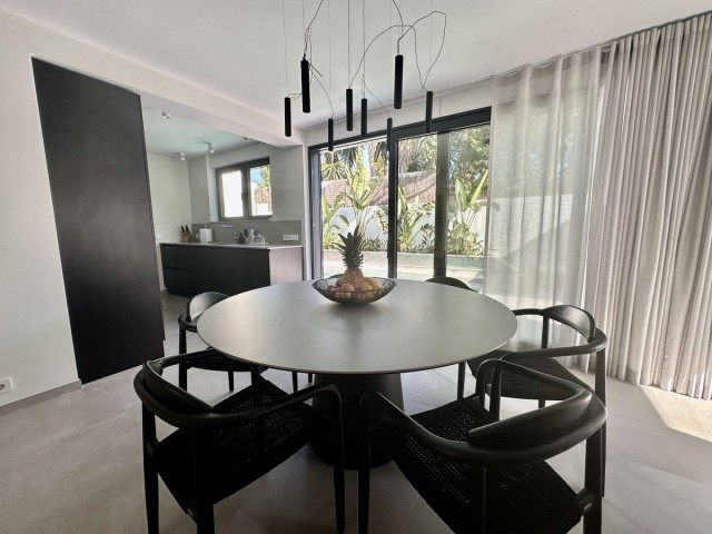 4 Soveroms Villa i Puerto Banús