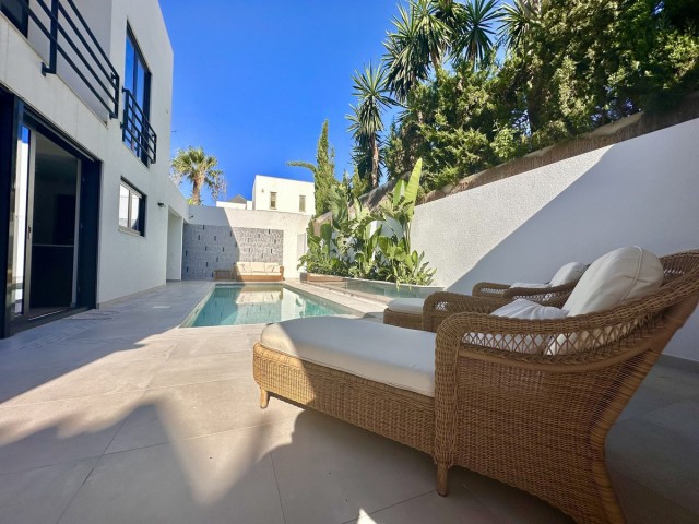 4 Soveroms Villa i Puerto Banús