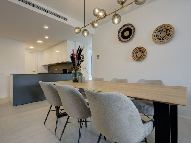 2 Bedrooms Apartment in Estepona