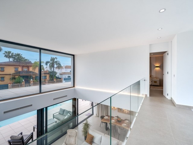 5 Slaapkamer Villa in San Pedro de Alcántara
