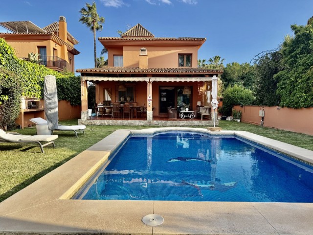 Villa, Sierrezuela, R5041201