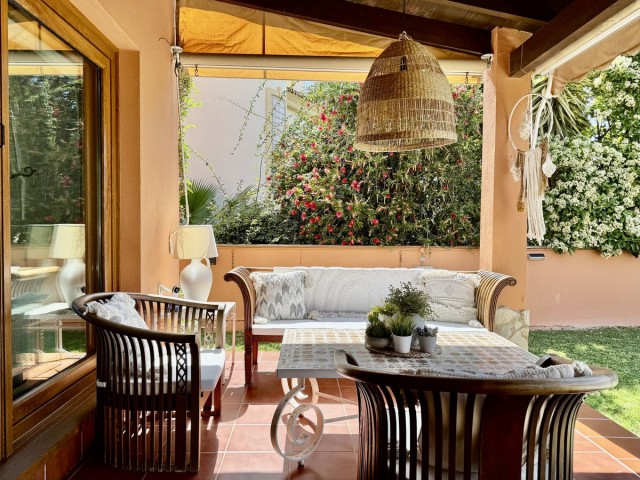 Villa con 5 Dormitorios  en Sierrezuela