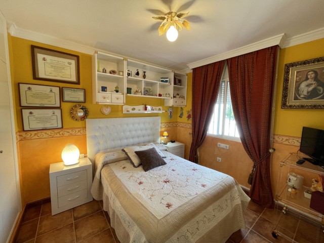 4 Schlafzimmer Reihenhaus in Altos de los Monteros