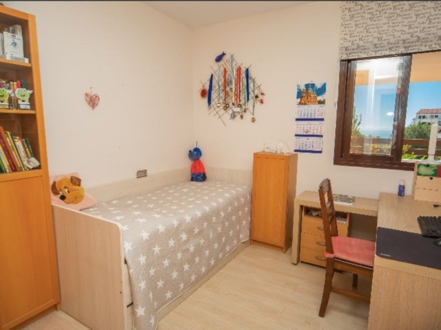 3 Schlafzimmer Apartment in Casares