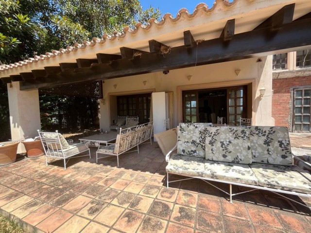 4 Bedrooms Villa in Monte Halcones