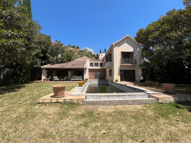 4 Schlafzimmer Villa in Monte Halcones