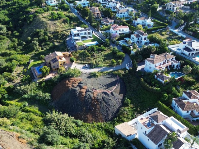  Perceel in Benahavís