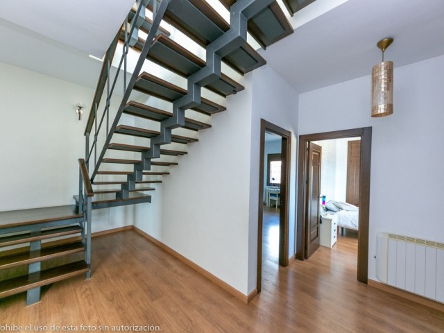 5 Bedrooms Villa in Benalmadena