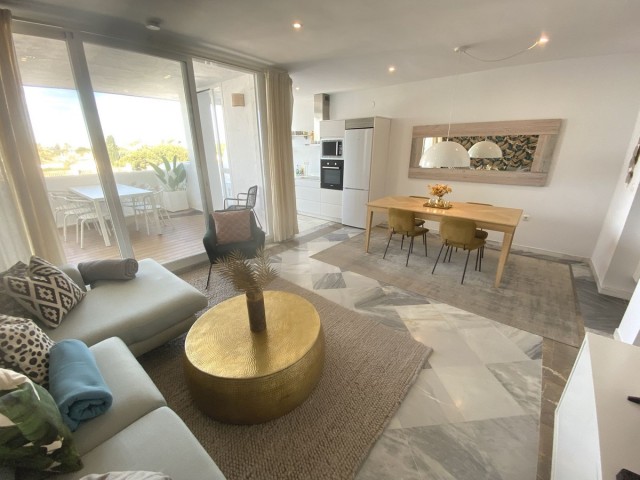 Appartement avec 3 Chambres  à Nueva Andalucía