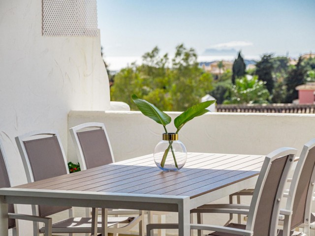 Appartement avec 3 Chambres  à Nueva Andalucía