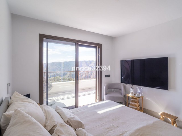 3 Bedrooms Villa in Istán