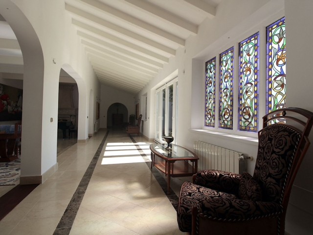 5 Schlafzimmer Villa in San Pedro de Alcántara