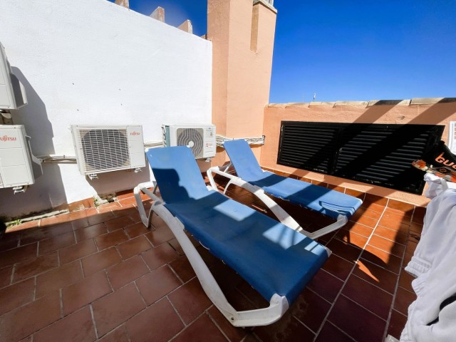 Adosado con 3 Dormitorios  en Riviera del Sol