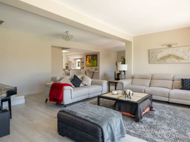 6 Slaapkamer Villa in Río Real