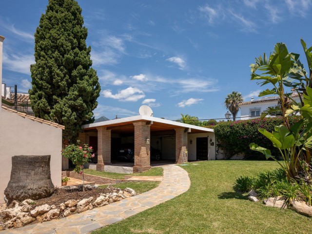 6 Bedrooms Villa in Río Real