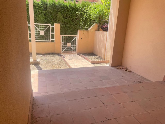 Adosado con 3 Dormitorios  en Arroyo de la Miel