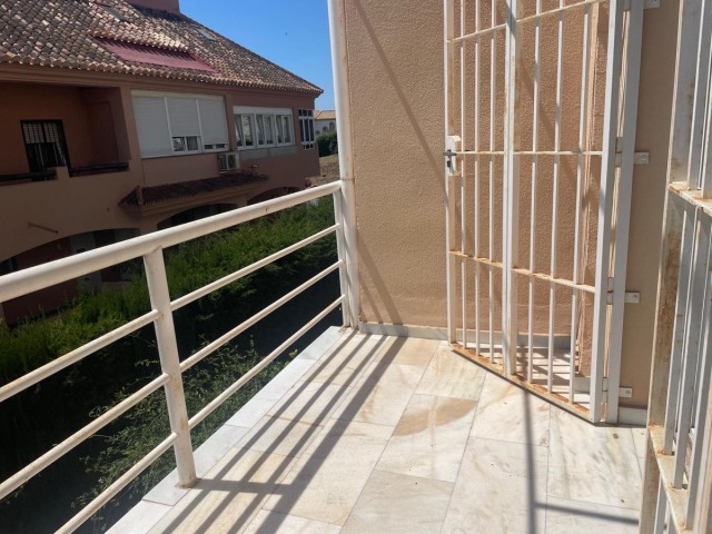 Adosado con 3 Dormitorios  en Arroyo de la Miel