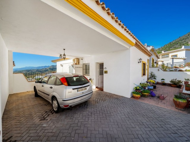 3 Soveroms Villa i Mijas