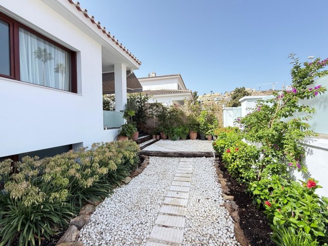 Villa avec 5 Chambres  à La Cala de Mijas
