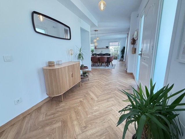 Villa avec 5 Chambres  à La Cala de Mijas