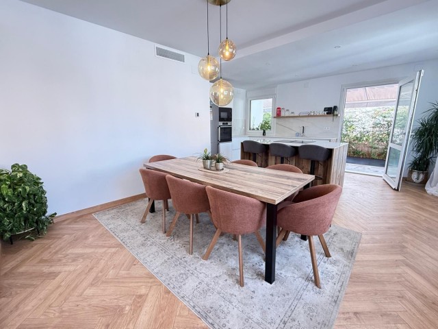 Villa avec 5 Chambres  à La Cala de Mijas