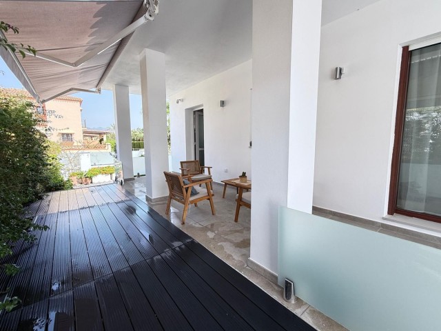 Villa avec 5 Chambres  à La Cala de Mijas