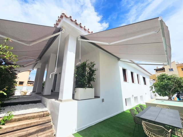 Villa avec 5 Chambres  à La Cala de Mijas