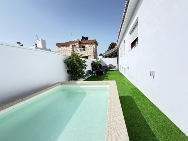 Villa avec 5 Chambres  à La Cala de Mijas