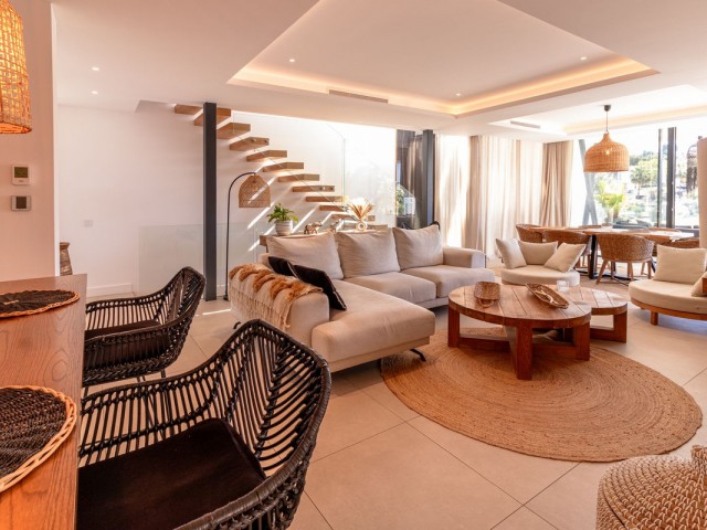4 Sovrums Villa i Atalaya