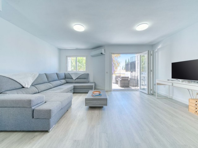 3 Bedrooms Townhouse in Nueva Andalucía