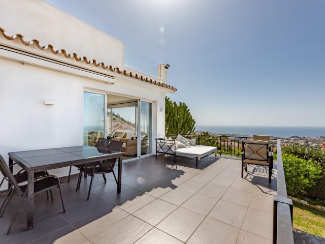 4 Bedrooms Villa in Benalmadena