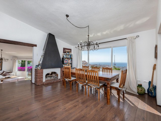 4 Bedrooms Villa in Benalmadena