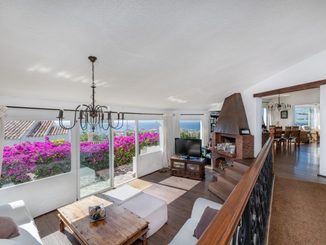 4 Bedrooms Villa in Benalmadena