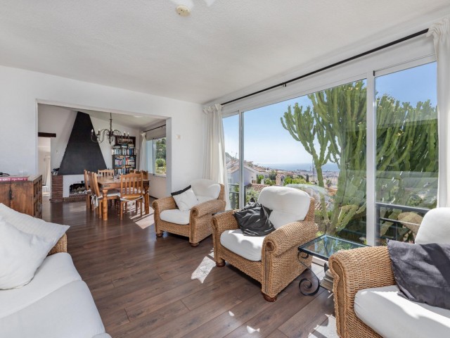 4 Bedrooms Villa in Benalmadena