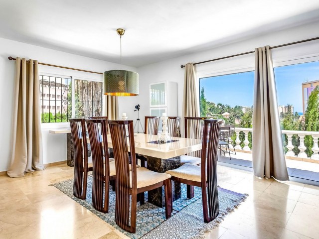 Villa avec 4 Chambres  à Torreblanca