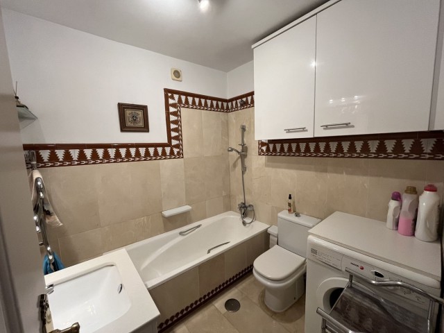 Apartamento con 5 Dormitorios  en Mijas Golf