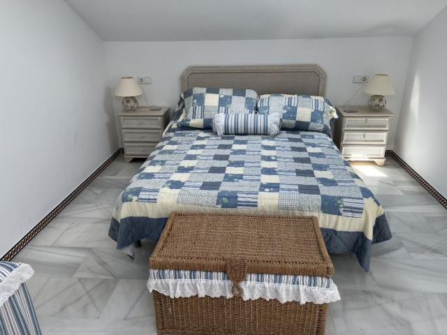 Apartamento con 5 Dormitorios  en Mijas Golf