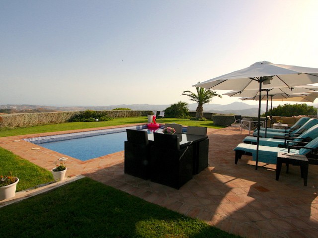 Villa con 5 Dormitorios  en Mijas