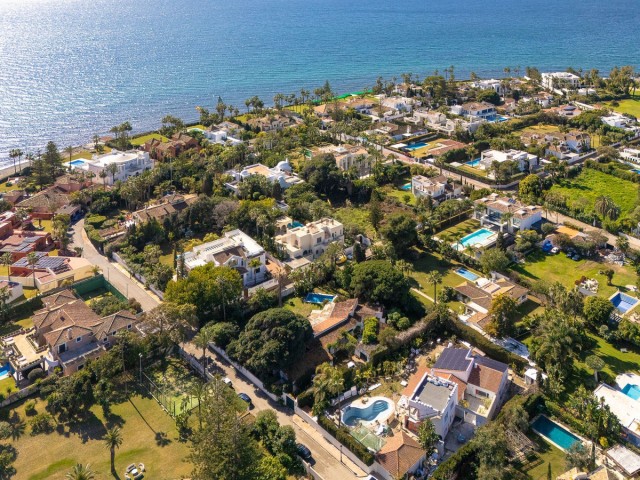4 Schlafzimmer Villa in Guadalmina Baja