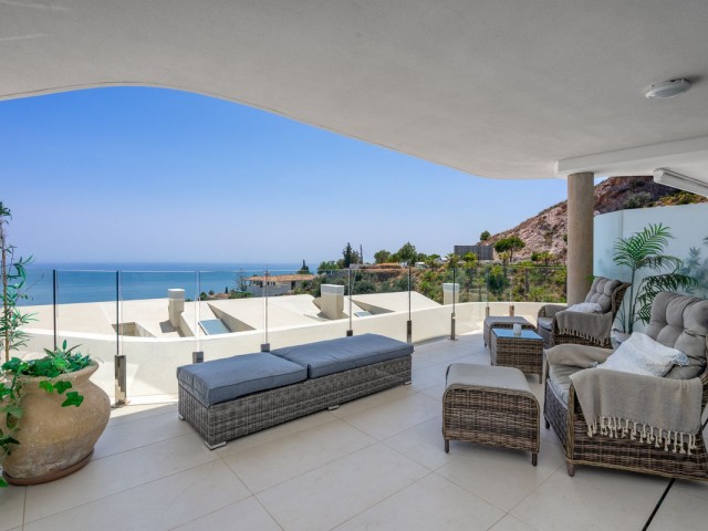 2 Bedrooms Apartment in Benalmadena