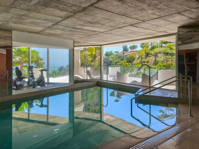 2 Bedrooms Apartment in Benalmadena