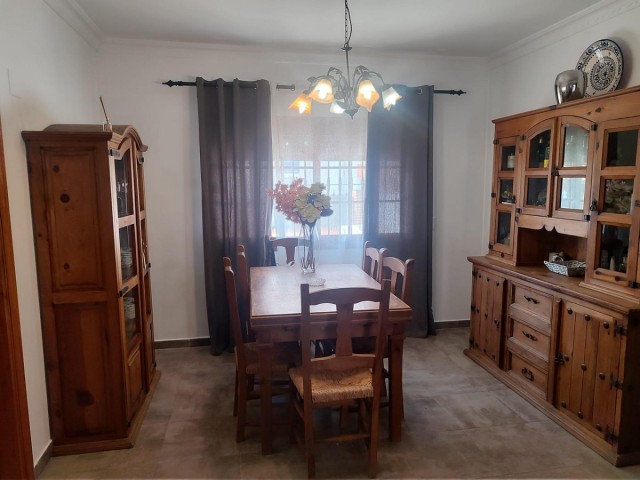 4 Slaapkamer Rijtjeshuis in Cancelada