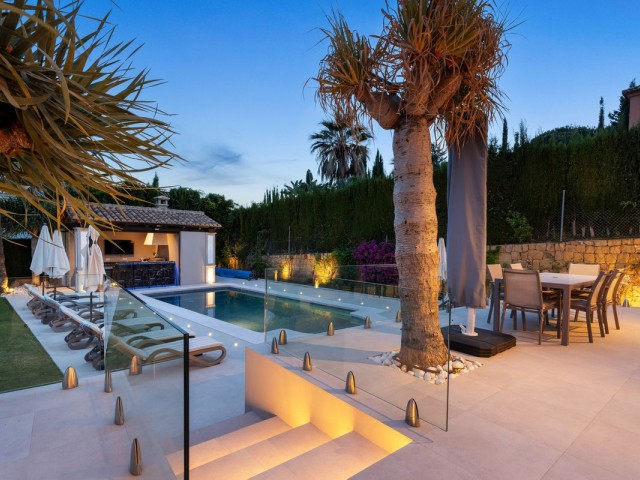 6 Sovrums Villa i Nueva Andalucía