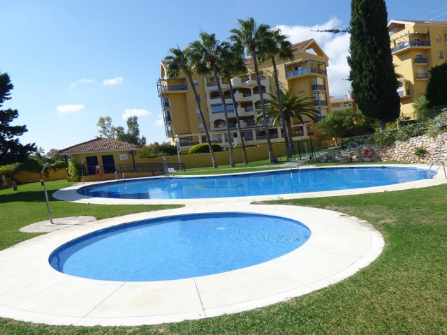 Apartamento con 3 Dormitorios  en Arroyo de la Miel
