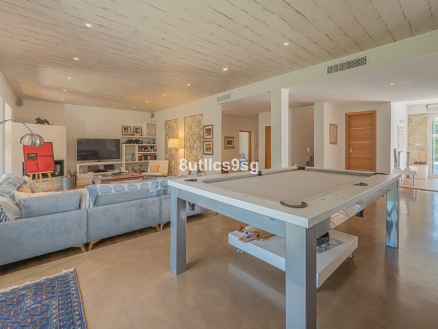 5 Slaapkamer Villa in Nueva Andalucía