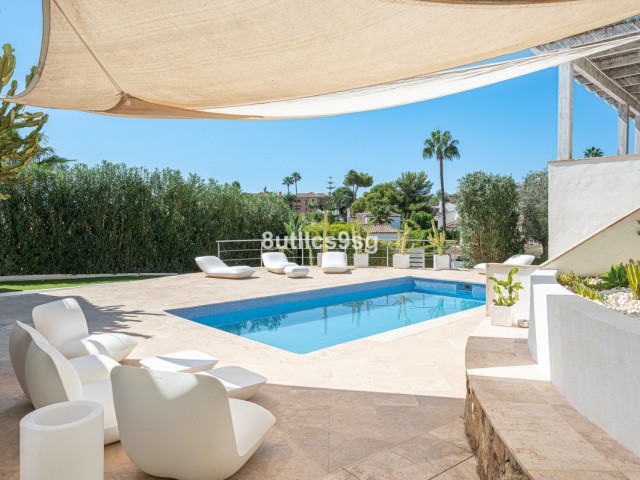 5 Slaapkamer Villa in Nueva Andalucía